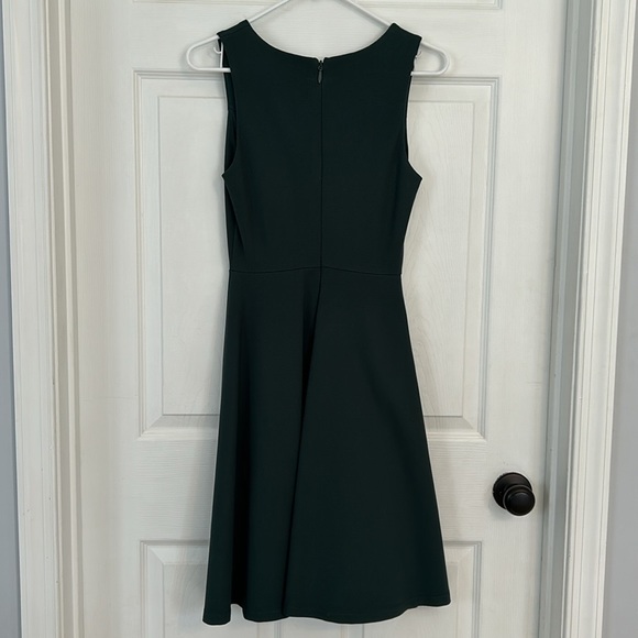 Lulus XS Emerald Green Set in Waist Full Skirt - Picture 4 of 7